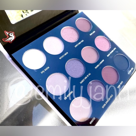 Snow White🍎Eyeshadow Palette - Picture 5 of 11